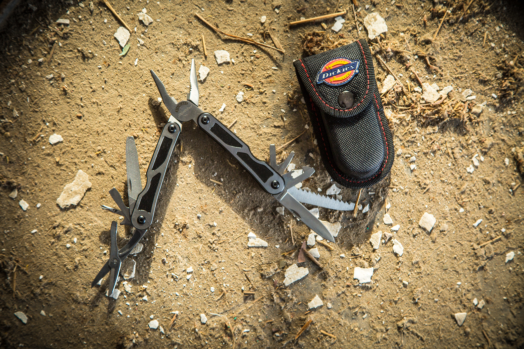 DICKIES 15 in 1 MULTI TOOL